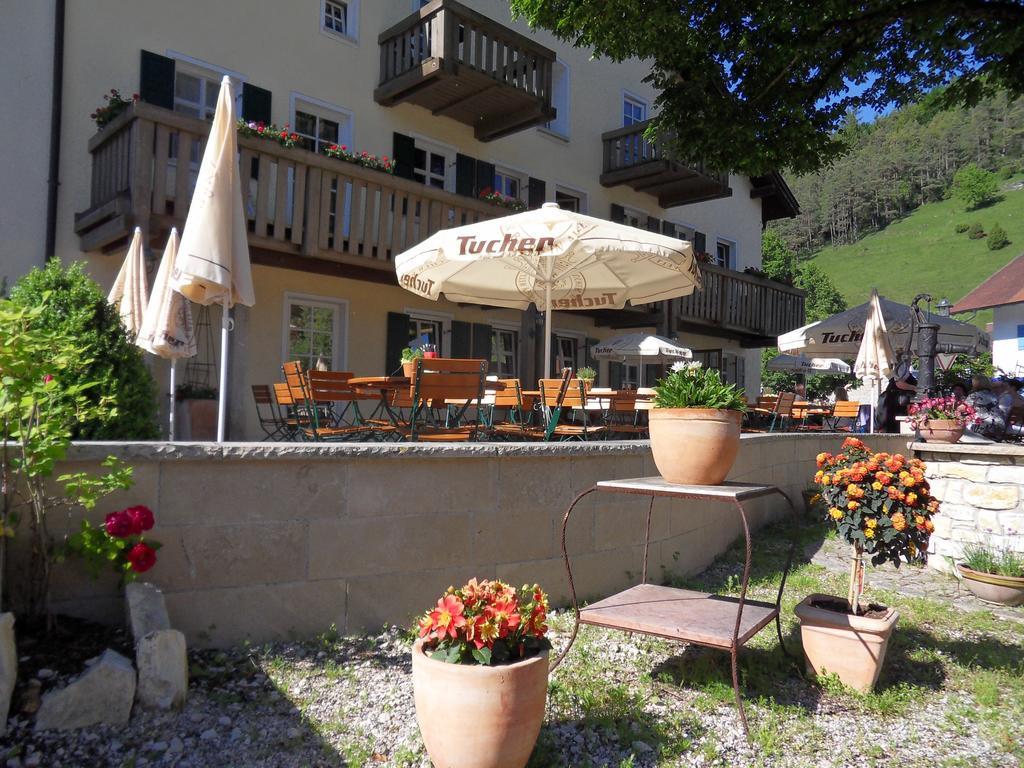 Hotel Zum Braeu 킨딩 외부 사진