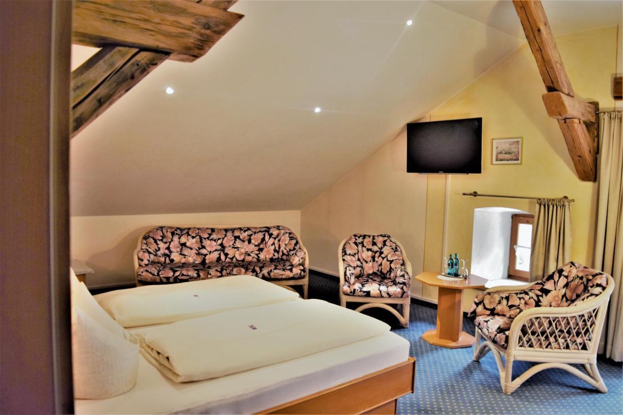 Hotel Zum Braeu 킨딩 외부 사진