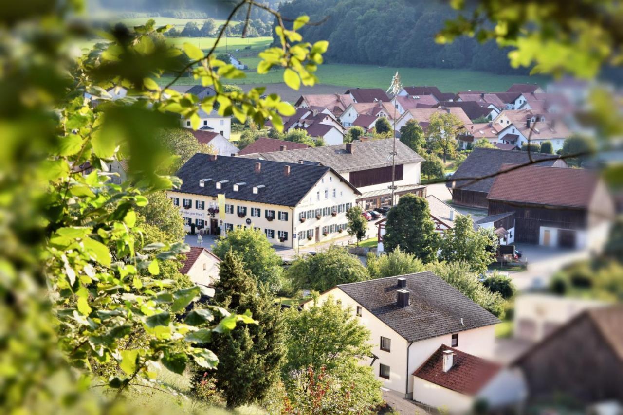 Hotel Zum Braeu 킨딩 외부 사진