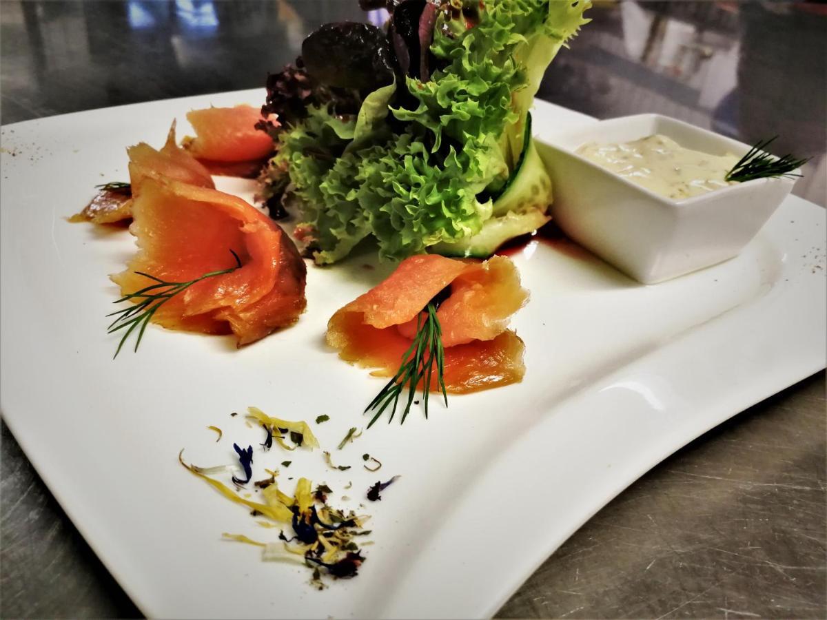 Hotel Zum Braeu 킨딩 외부 사진