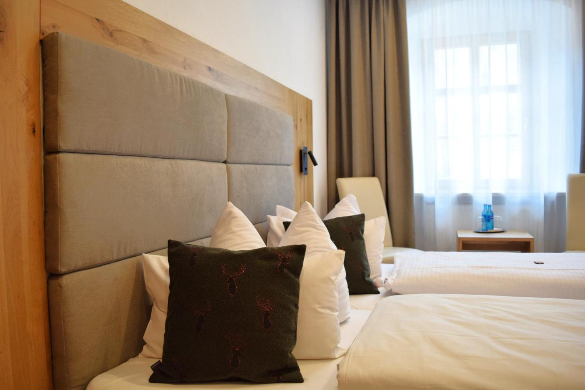 Hotel Zum Braeu 킨딩 외부 사진