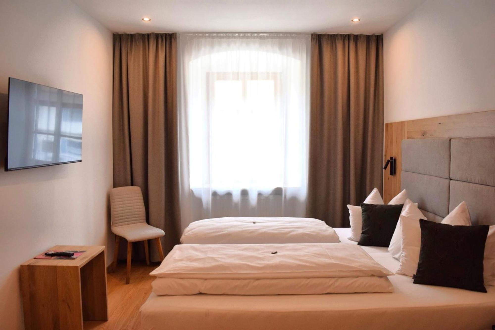 Hotel Zum Braeu 킨딩 외부 사진