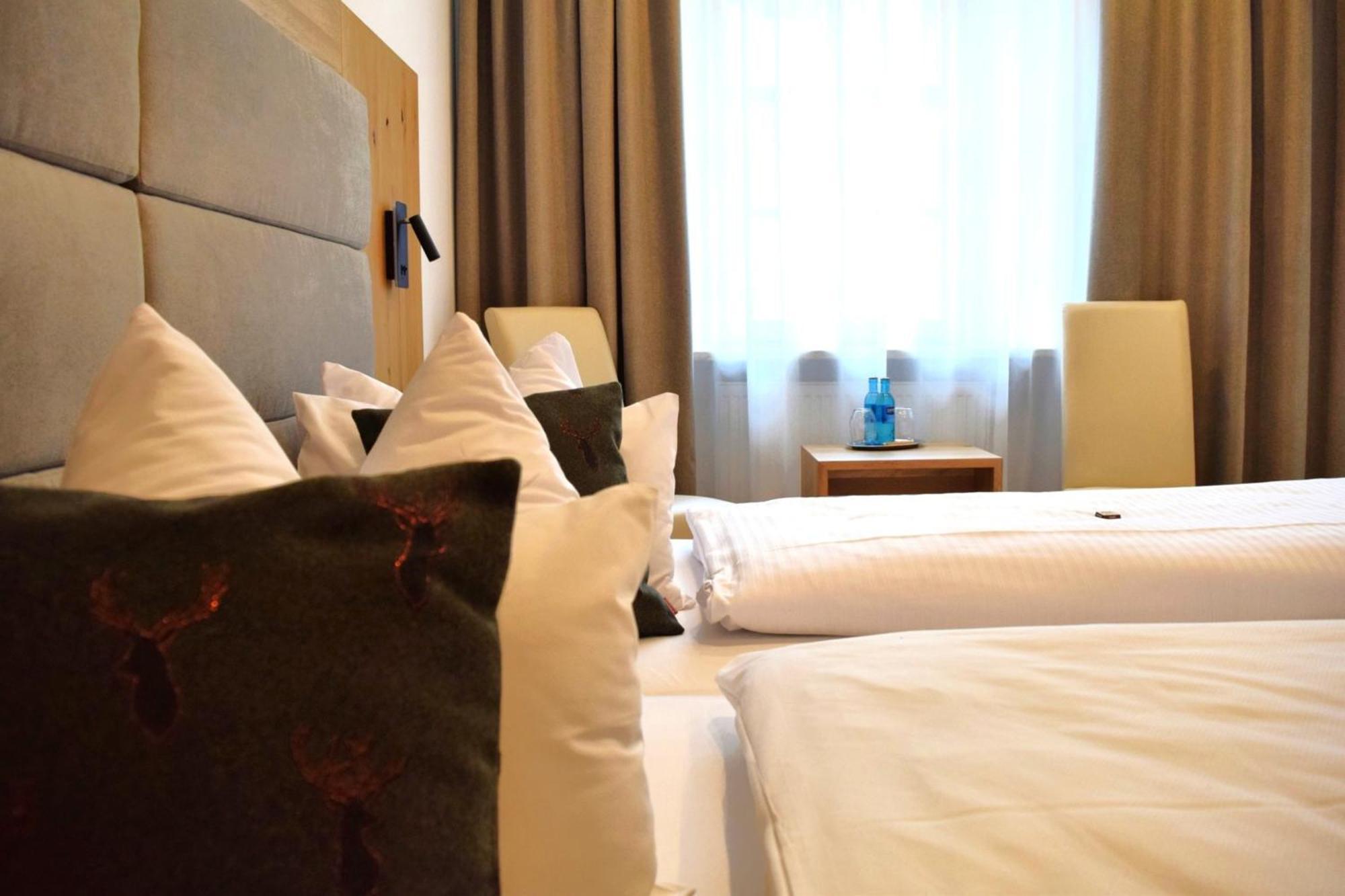 Hotel Zum Braeu 킨딩 외부 사진