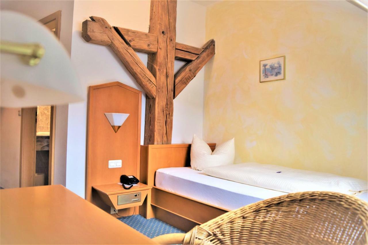 Hotel Zum Braeu 킨딩 외부 사진