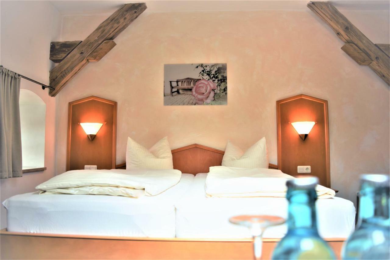 Hotel Zum Braeu 킨딩 외부 사진