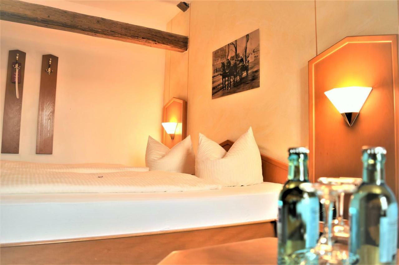 Hotel Zum Braeu 킨딩 외부 사진